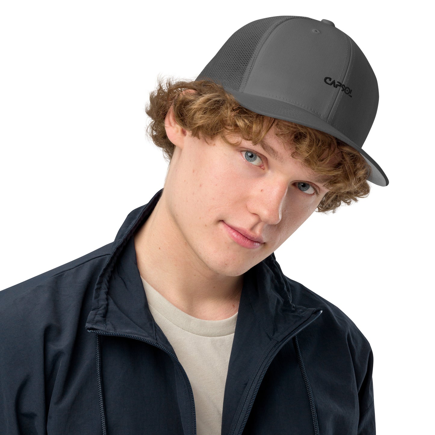 CapSol - black thread - Closed-back trucker cap