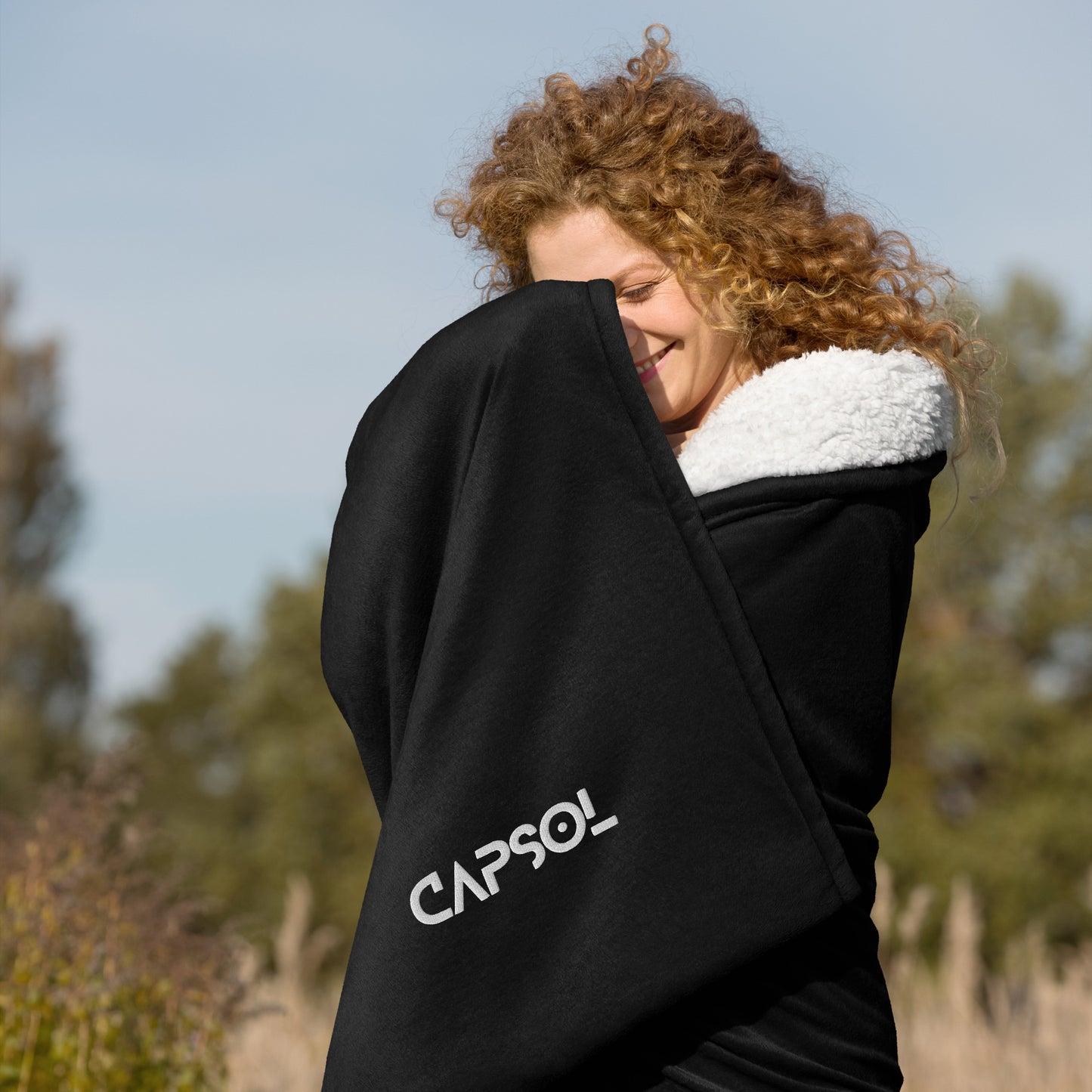 CapSol - white thread - Premium sherpa blanket - PORT AUTHORITY